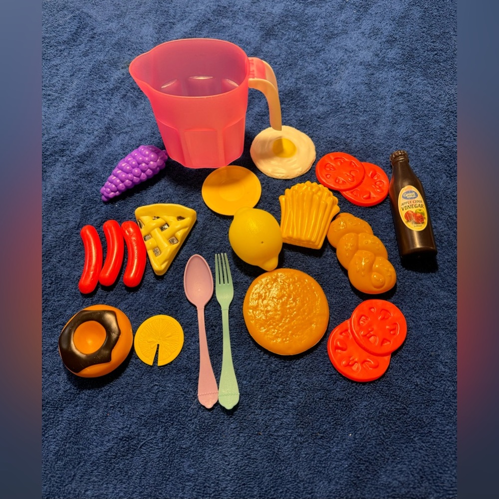 Mixed Lot of 19 Doll Dishes Kitchen Accessories Barbie